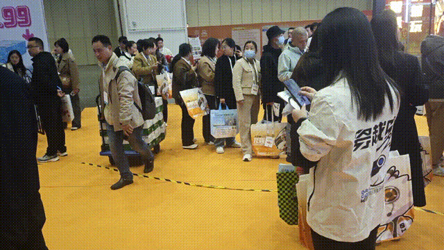 郑州展展会现场 00_00_00-00_00_30